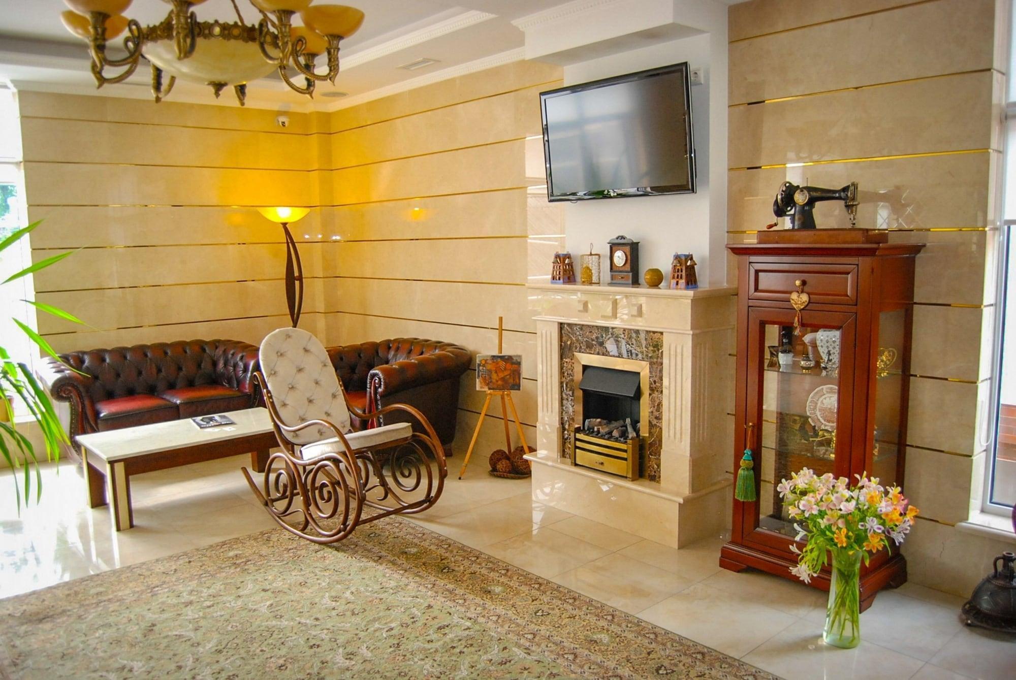 Klassik Hotel Kisinyov Kültér fotó
