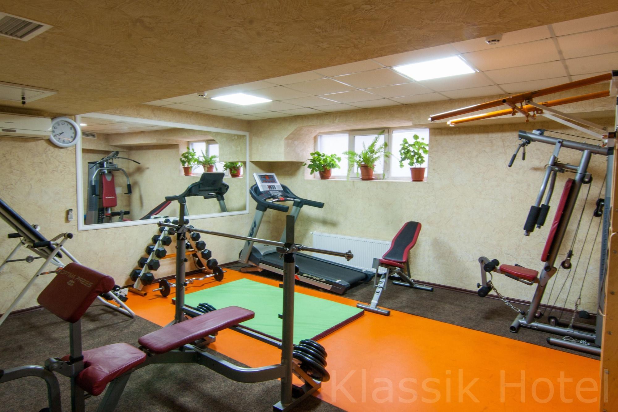 Klassik Hotel Kisinyov Kültér fotó