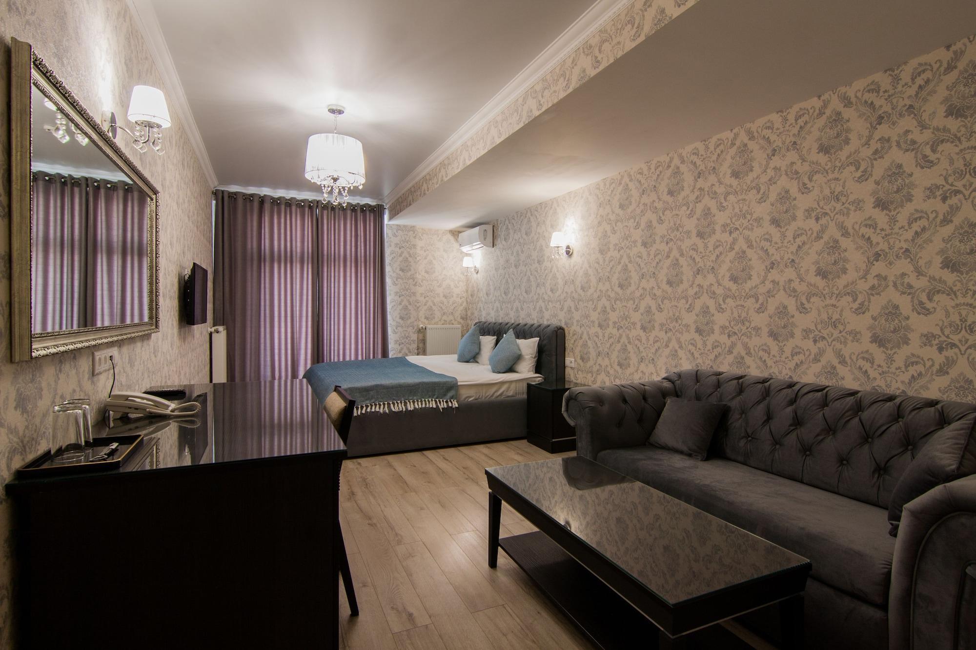 Klassik Hotel Kisinyov Kültér fotó
