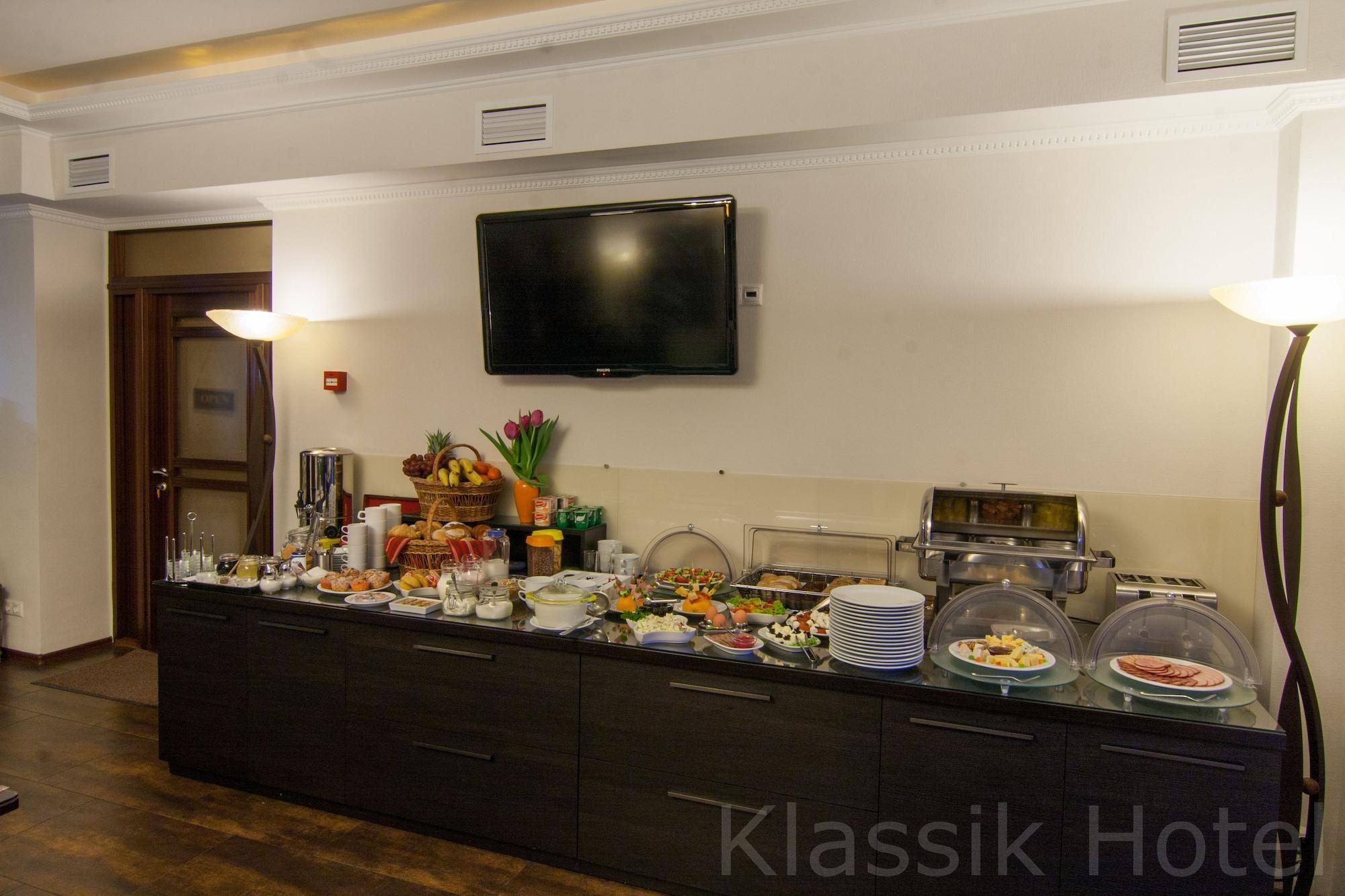 Klassik Hotel Kisinyov Kültér fotó
