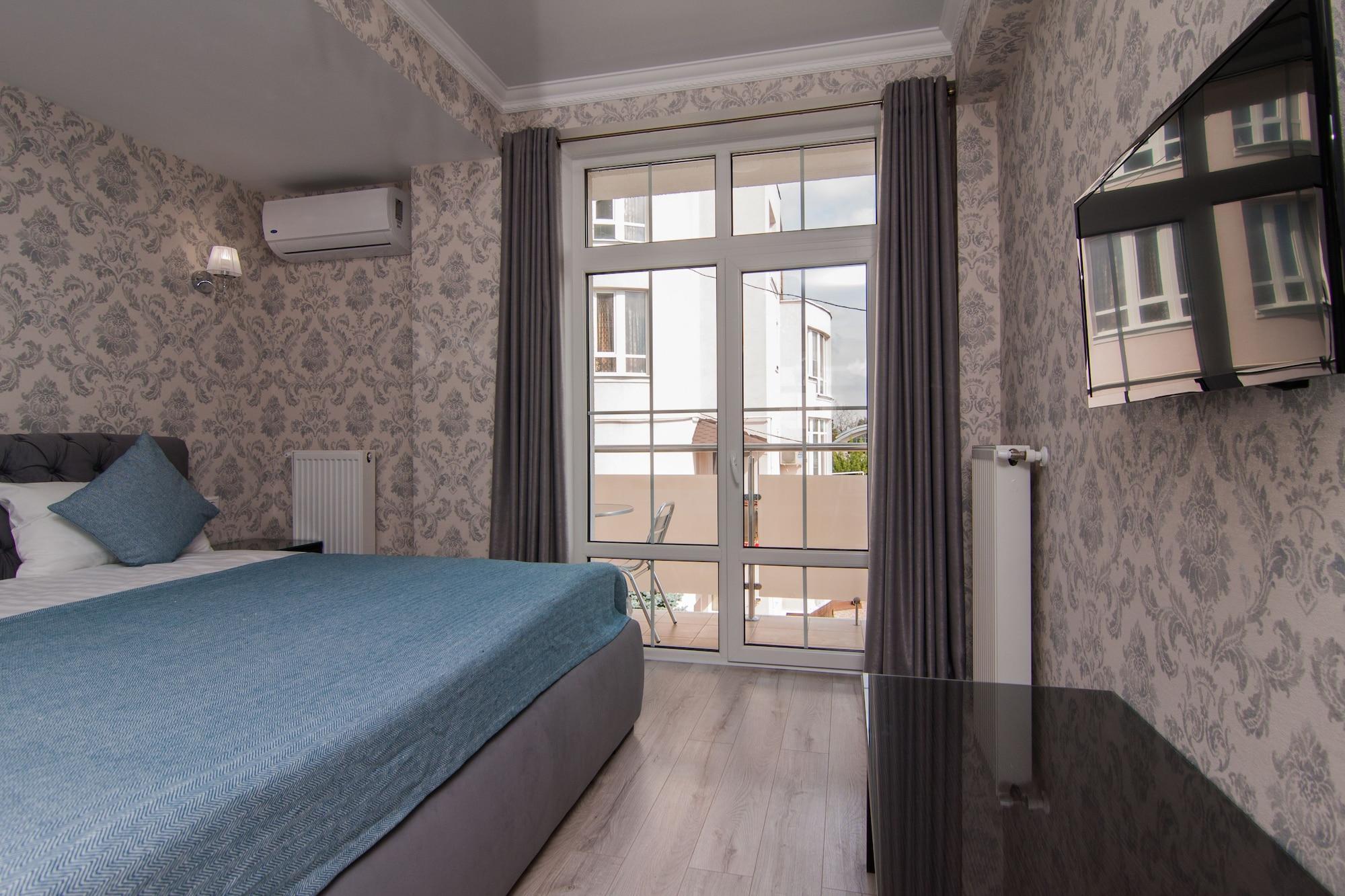 Klassik Hotel Kisinyov Kültér fotó