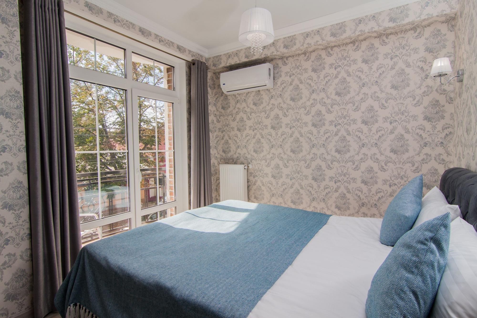 Klassik Hotel Kisinyov Kültér fotó