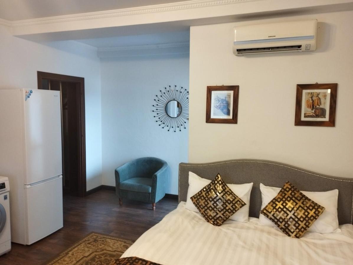 Klassik Hotel Kisinyov Kültér fotó