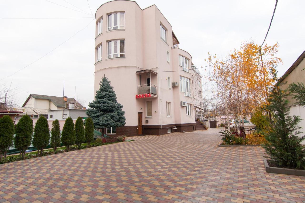Klassik Hotel Kisinyov Kültér fotó