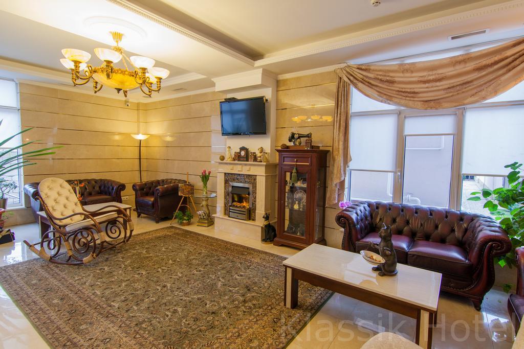 Klassik Hotel Kisinyov Kültér fotó