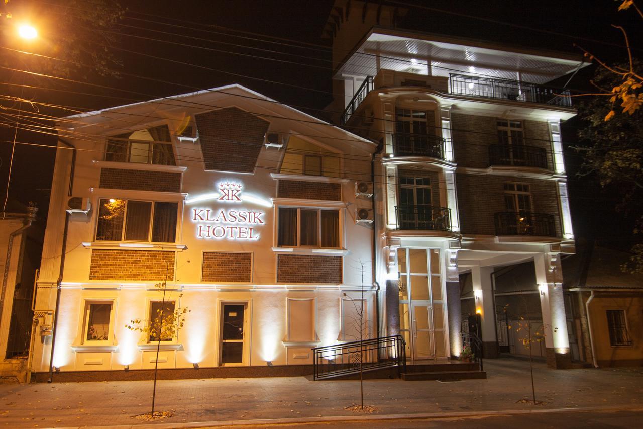 Klassik Hotel Kisinyov Kültér fotó