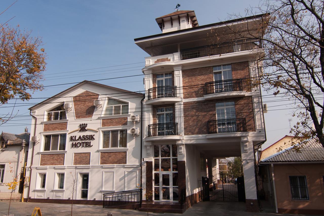 Klassik Hotel Kisinyov Kültér fotó